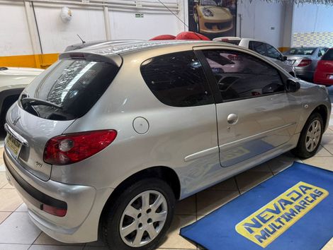 Peugeot 207 XR 1.4 Flex 8V 3p