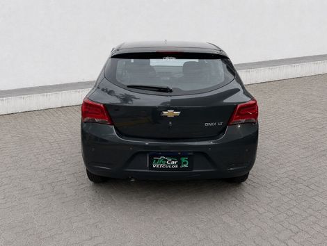 Chevrolet ONIX HATCH LT 1.0 8V FlexPower 5p Mec.