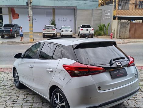 Toyota YARIS XLS Connect 1.5 Flex 16V 5p Aut.