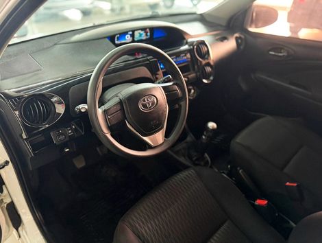 Toyota ETIOS X 1.3 Flex 16V 5p Mec.