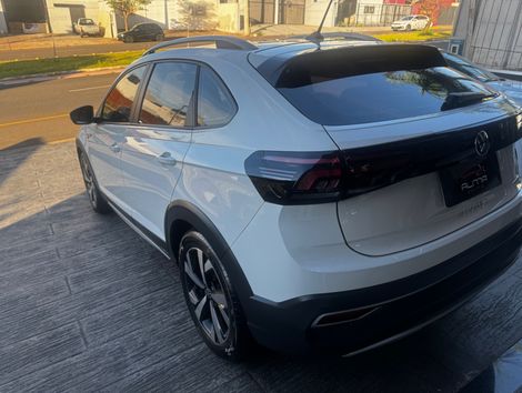 VolksWagen Nivus Highline 1.0 200 TSI Flex Aut.