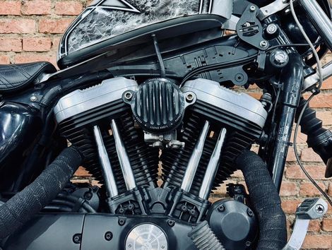 Harley XL 883 STD/ LOW