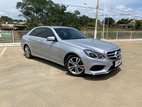 Mercedes E-250 CGI Avantgarde 2.0 TB 211cv Aut.