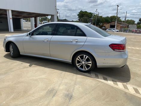 Mercedes E-250 CGI Avantgarde 2.0 TB 211cv Aut.