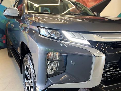 Mitsubishi L200 Triton Sport HPE-S 2.4 CD Dies. Aut