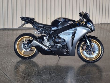 HONDA CBR 1000 RR Fireblade