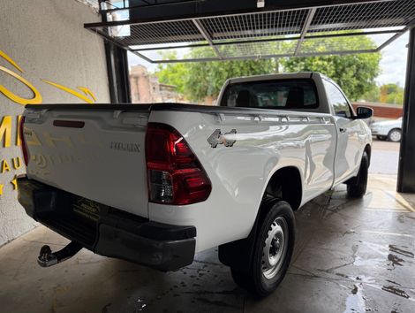 Toyota Hilux CS 4x4 2.8 TDI Diesel Mec.