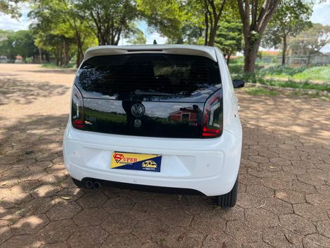 VolksWagen up! move 1.0 TSI Total Flex 12V 5p