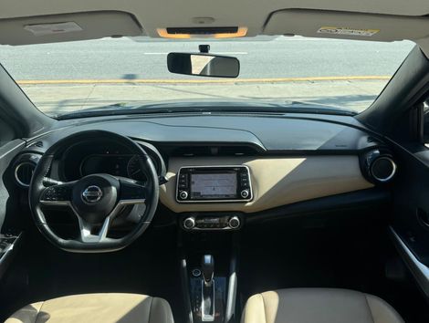 Nissan KICKS SL 1.6 16V FlexStar 5p Aut.