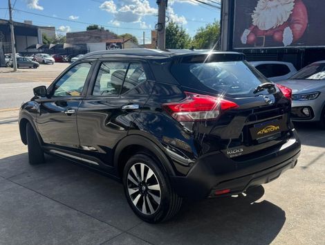Nissan KICKS SL 1.6 16V FlexStar 5p Aut.