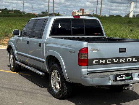 Chevrolet S10 Pick-Up Exec. 2.8 4x4 CD TB Int.Dies