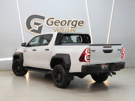 Toyota Hilux CD GR-S 4x4 2.8 TDI Dies. Aut.