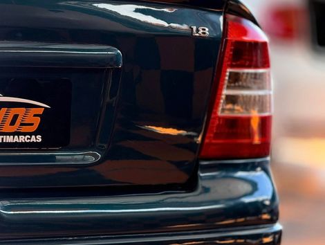 Chevrolet Astra Sedan GL 1.8 MPFI 4p