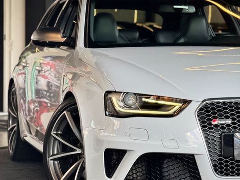 Audi RS4 4.2 Avant 32V FSI Quattro S-tronic