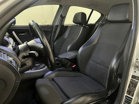 BMW 118iA 2.0 16V 136cv 5p