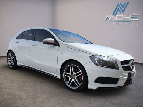 Mercedes CLA-250 Sport 4MATIC 2.0 16V 211cv Aut.