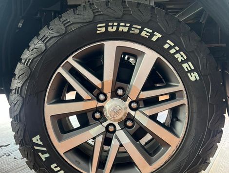 Toyota Hilux CD SR 4x4 2.8 TDI Diesel Aut.