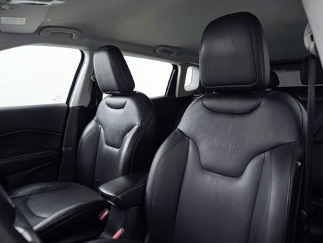 Jeep COMPASS LONGITUDE 2.0 4x2 Flex 16V Aut.