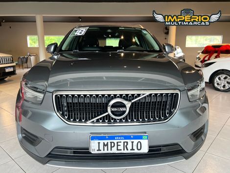 Volvo XC 40 T-5 MOMENTUM 2.0 252cv AWD