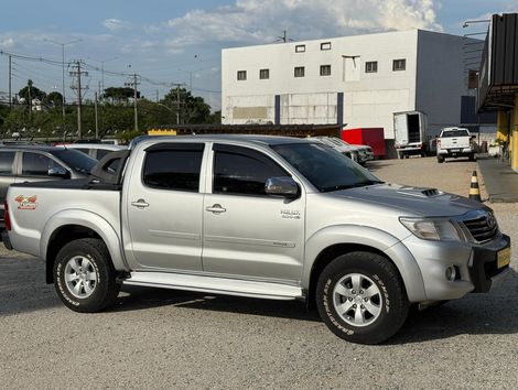 Toyota Hilux CD SRV D4-D 4x4 3.0 TDI Diesel Aut