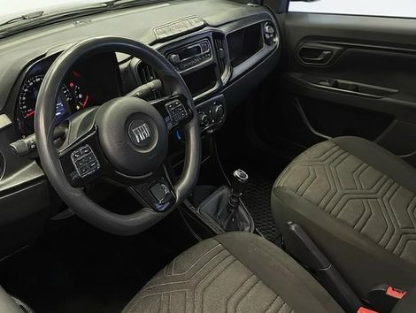 Fiat Strada Freedom 1.3 Flex 8V CD
