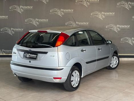 Ford Focus 1.6 S/SE/SE Plus Flex 8V/16V  5p