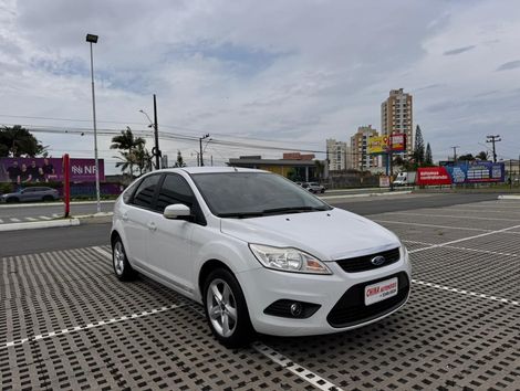 Ford Focus 1.6 S/SE/SE Plus Flex 8V/16V  5p