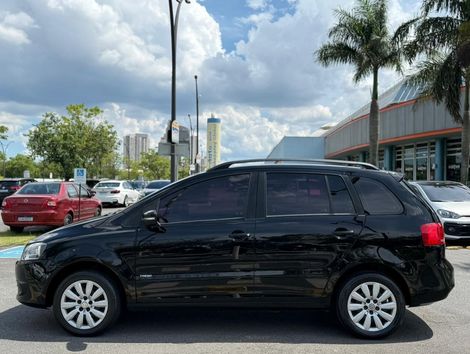 VolksWagen SPACEFOX 1.6/ 1.6 Trend Total Flex 8V 5p