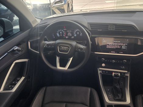 Audi Q3 P. Plus 1.4 TFSI Flex/P.Plus S-tronic