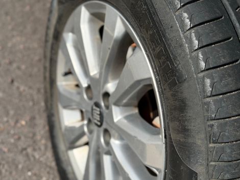 Fiat Strada Freedom 1.3 Flex 8V CD