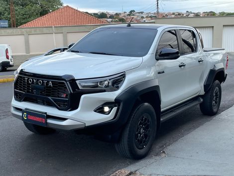 Toyota Hilux CD GR-S 4x4 2.8 TDI Dies. Aut.