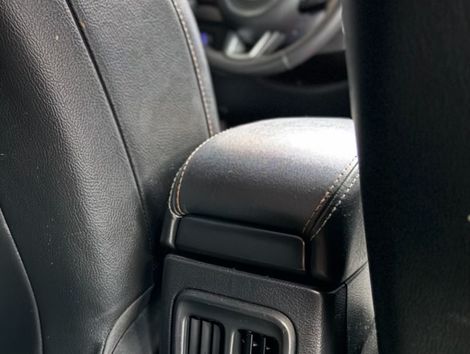 Jeep COMPASS LONGITUDE 2.0 4x2 Flex 16V Aut.