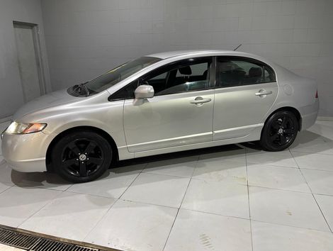 Honda Civic Sedan LXS 1.8/1.8 Flex 16V Aut. 4p