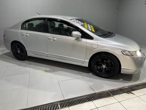 Honda Civic Sedan LXS 1.8/1.8 Flex 16V Aut. 4p