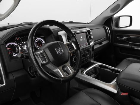 RAM CLASSIC LARAMIE 5.7 CD V8 4X4 Aut.