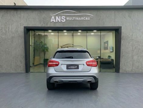 Mercedes GLA 200 Advance 1.6/1.6 TB 16V Flex Aut.