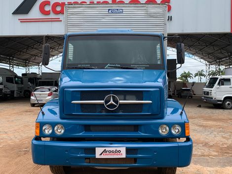 MERCEDES-BENZ L-1620 3-Eixos 2p (diesel)