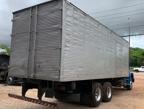 MERCEDES-BENZ L-1620 3-Eixos 2p (diesel)