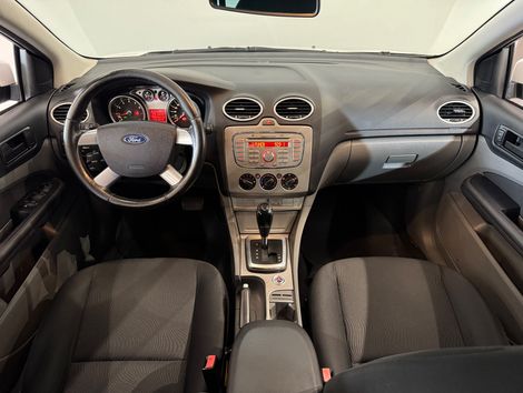 Ford Focus 2.0 16V/SE/SE Plus Flex 5p Aut.