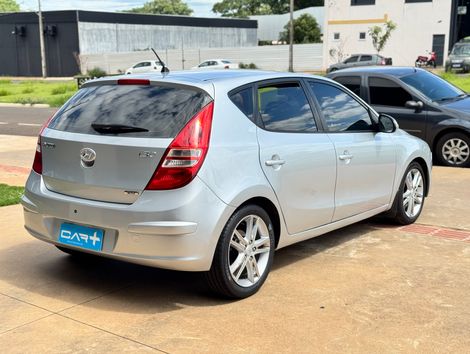 Hyundai i30 2.0 16V 145cv 5p Aut.