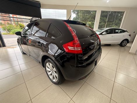 Citroën C4 GLX 1.6 Flex 16V 5p Mec.