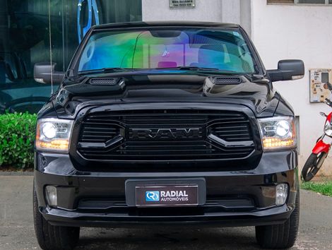 RAM CLASSIC LARAMIE 5.7 CD V8 4X4 Aut.