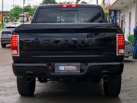 RAM CLASSIC LARAMIE 5.7 CD V8 4X4 Aut.