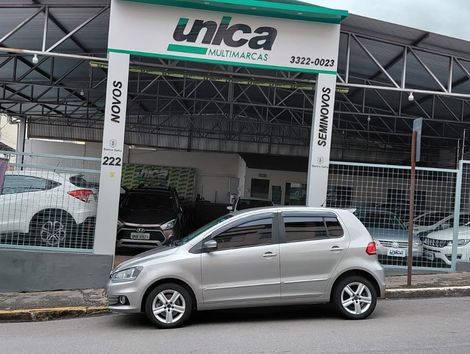 VolksWagen Fox Highline1.6 Flex 16V 5p