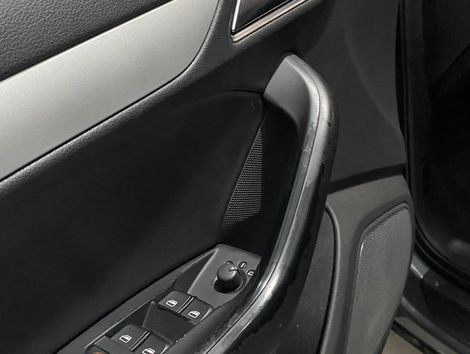 Audi Q3 1.4 TFSI/TFSI Flex S-tronic 5p