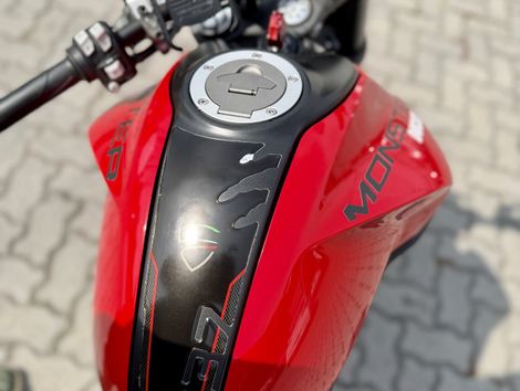 Ducati MONSTER 937cc