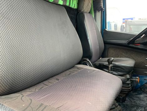 MERCEDES-BENZ Atron 2324 6x2 2p (diesel) (E5)