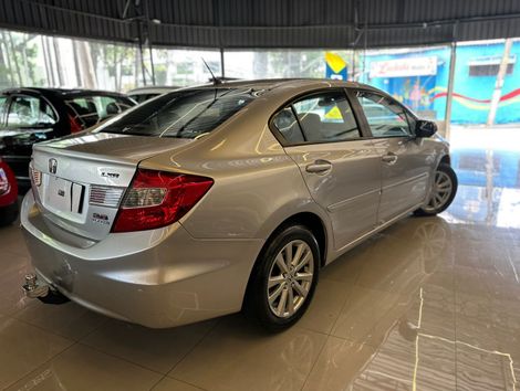 Honda Civic Sedan LXR 2.0 Flexone 16V Aut. 4p