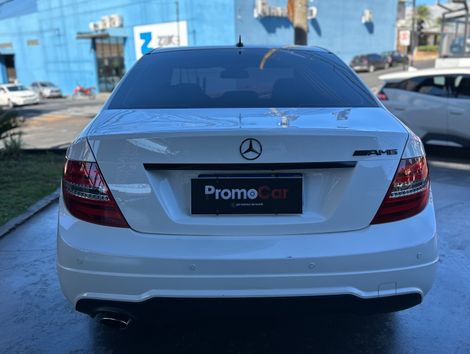 Mercedes C-180 CGI Sport 1.6 TB 16V 156cv Aut.