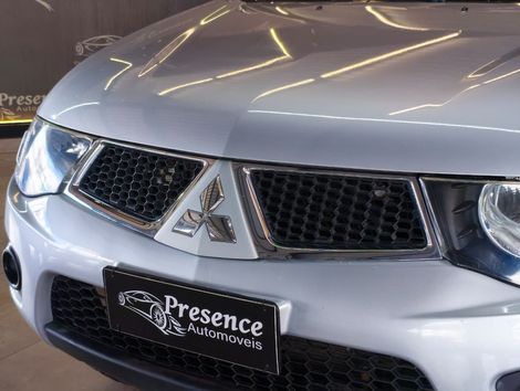 Mitsubishi L200 Triton HPE 3.2 CD TB Int.Diesel Aut